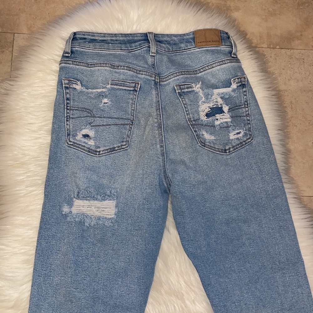 American Eagle Distressed Mom Jeans - Picture 6 of 8
